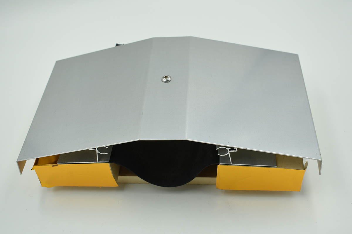 Roof Expansion Joint RM